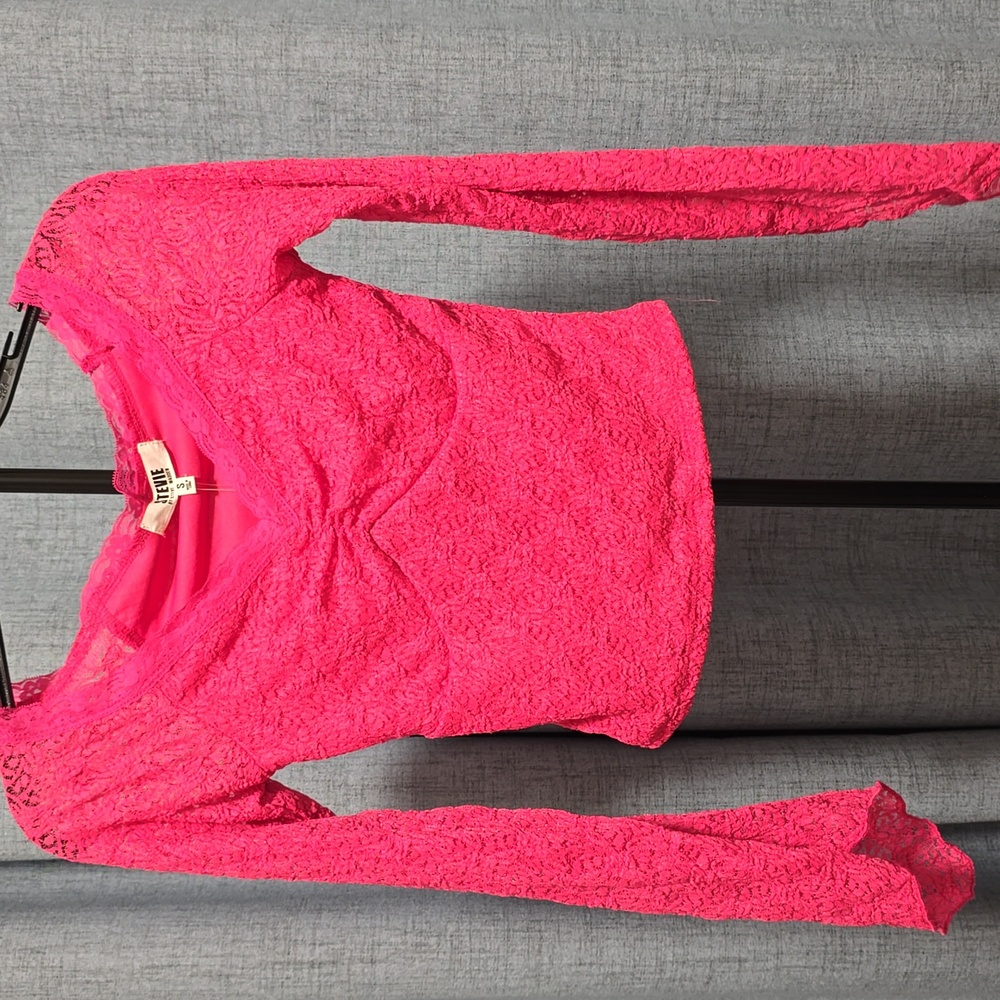 Steve Madden Pink Lace Textured Crop Top‎ Size Small